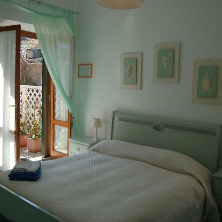 La Rosada Bed & Breakfast Giglio Porto Ngoại thất bức ảnh