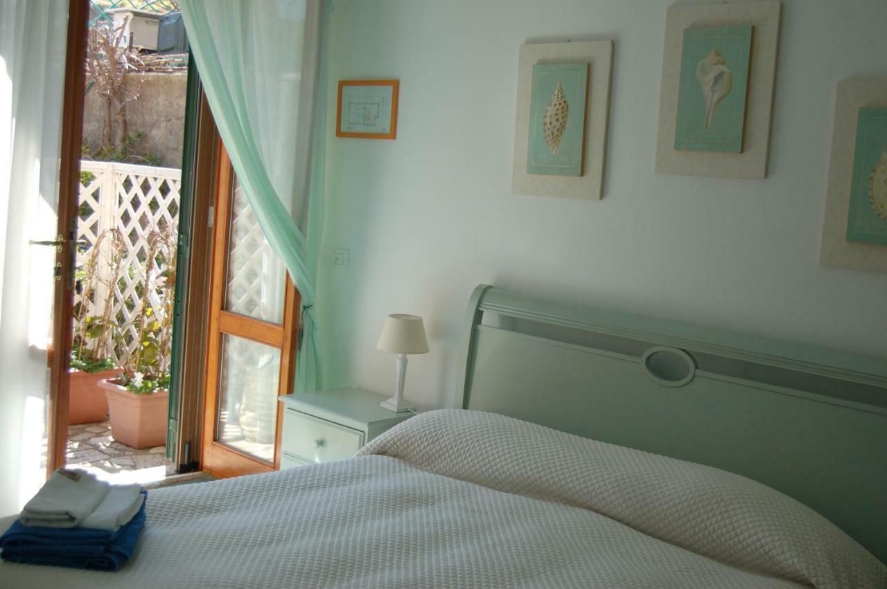 La Rosada Bed & Breakfast Giglio Porto Ngoại thất bức ảnh