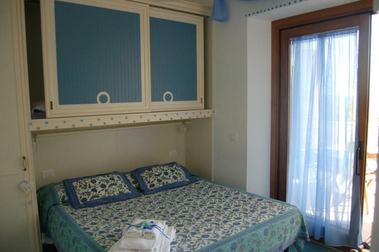 La Rosada Bed & Breakfast Giglio Porto Ngoại thất bức ảnh